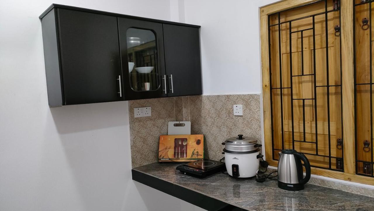 Victory'S Gardens Apartment มันนาร์ ภายนอก รูปภาพ