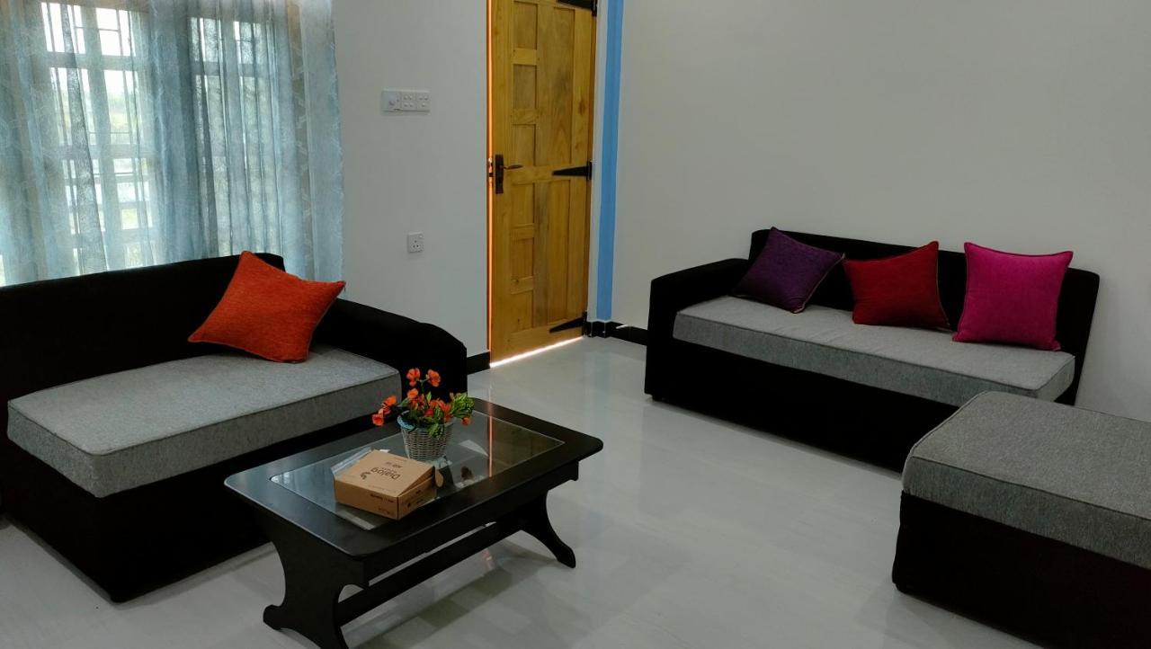 Victory'S Gardens Apartment มันนาร์ ภายนอก รูปภาพ