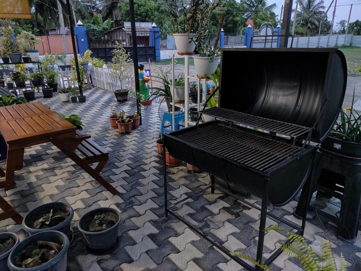 Victory'S Gardens Apartment มันนาร์ ภายนอก รูปภาพ