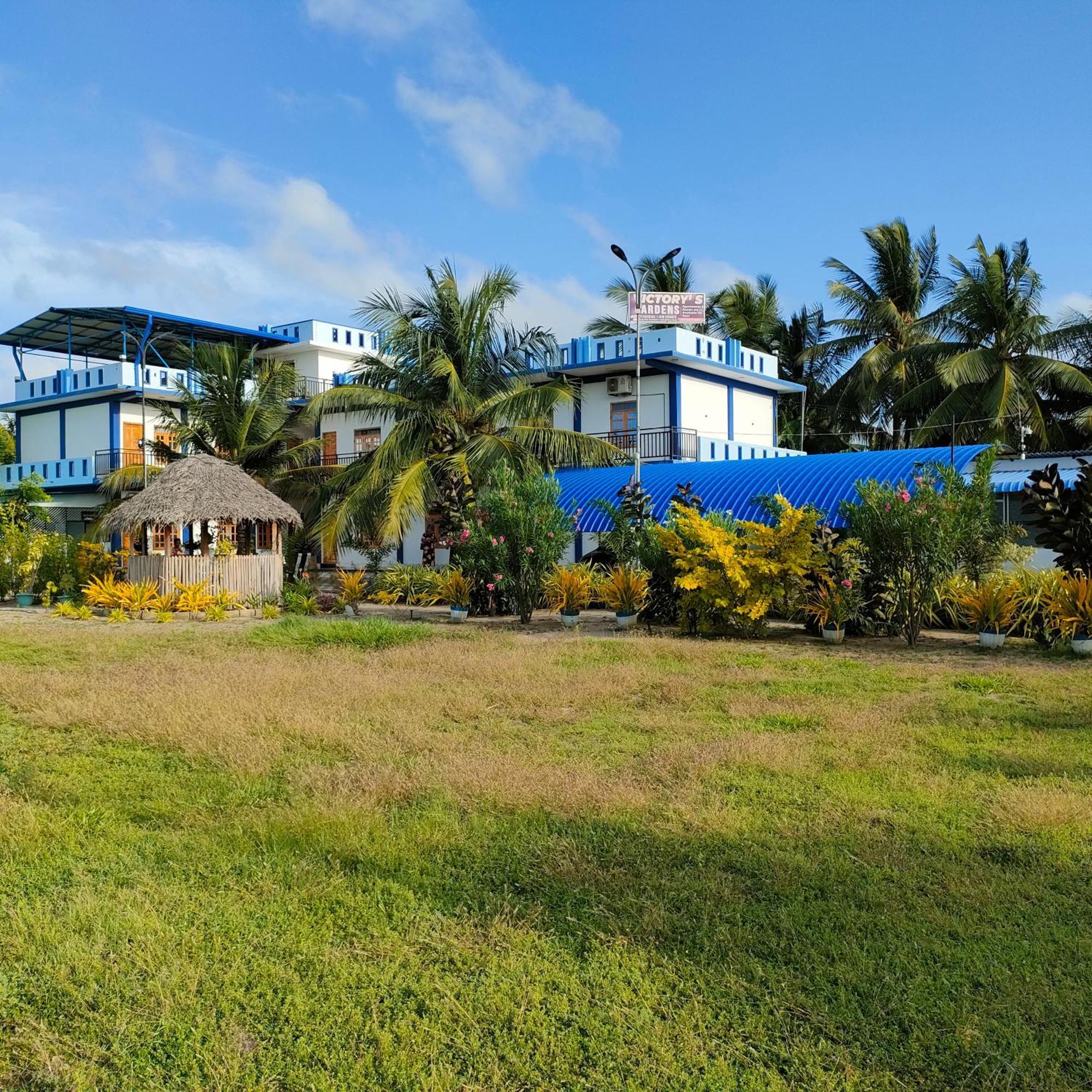 Victory'S Gardens Apartment มันนาร์ ภายนอก รูปภาพ